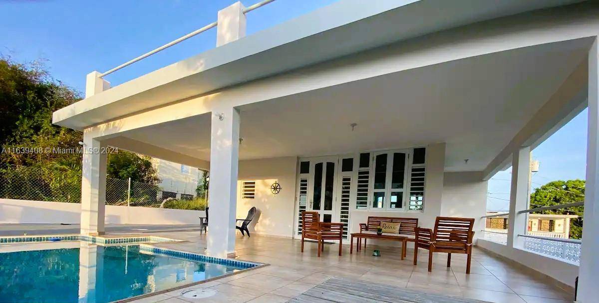 ,, FL 00738,96 Calle Julio Flores