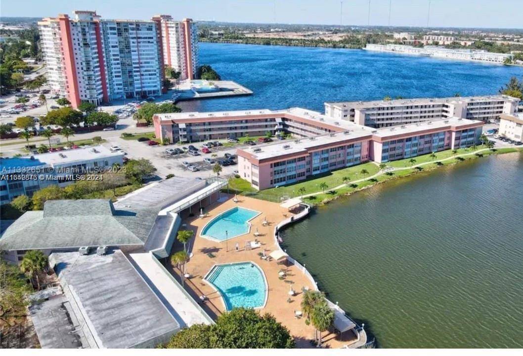 Miami, FL 33179,18555 NE 14th Ave #713