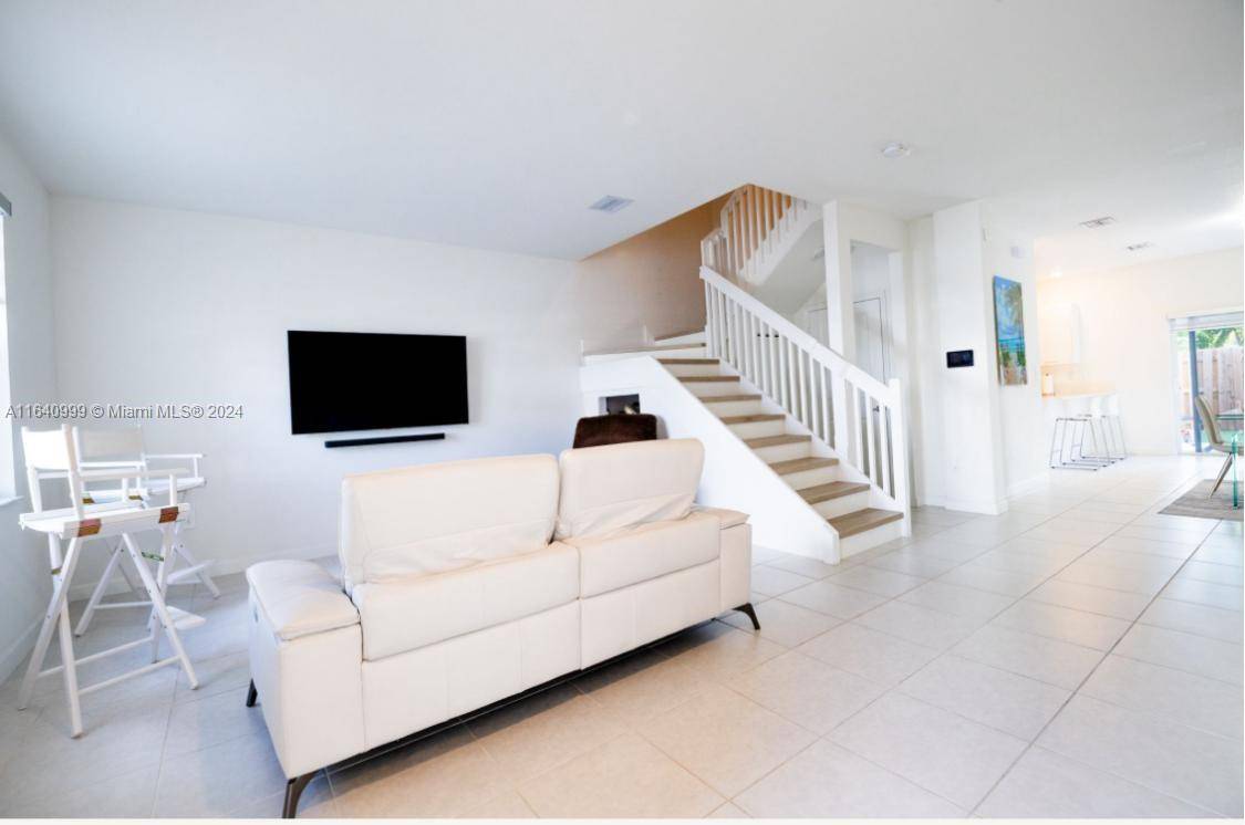 Miami, FL 33167,12457 NW 23rd Ct #12457