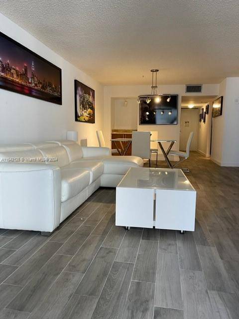 Miami, FL 33132,1717 N Bayshore Dr #A-1842