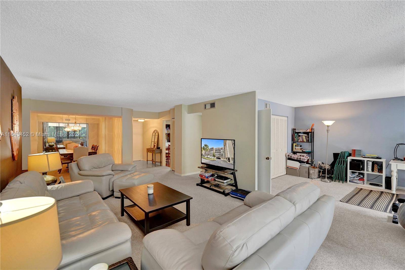 Hollywood, FL 33021,2812 N 46th Ave #G469
