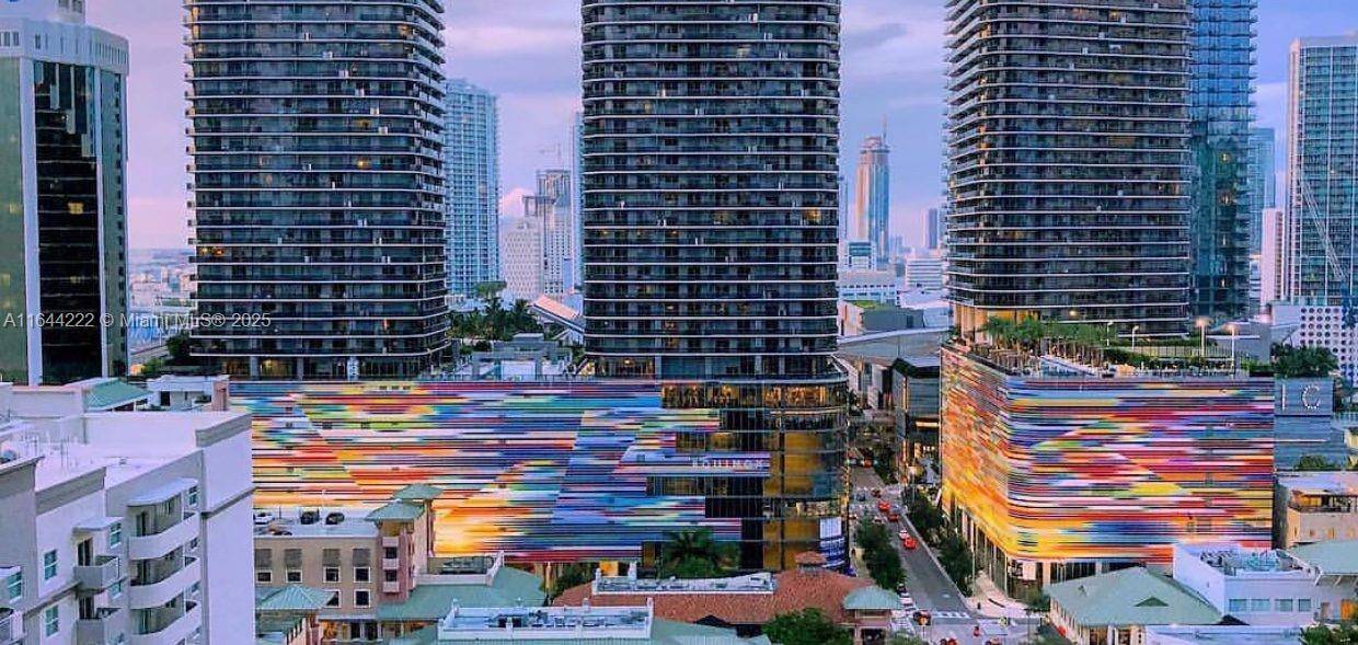 Miami, FL 33130,45 SW 9th St #1005