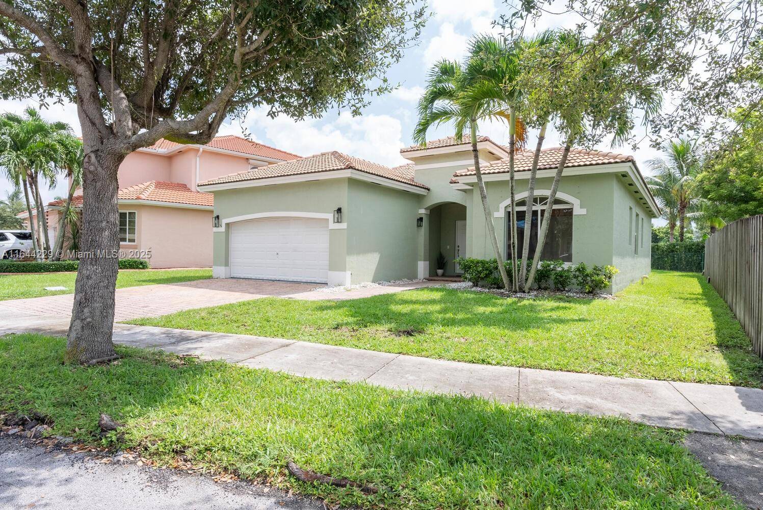 Homestead, FL 33035,2111 SE 14th Cir