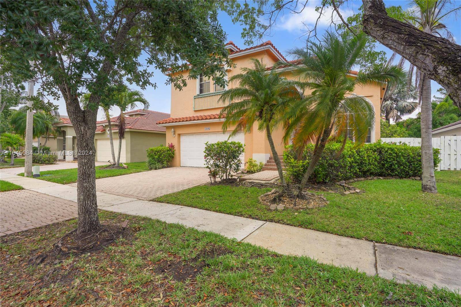 Pembroke Pines, FL 33029,18405 NW 9th Ct