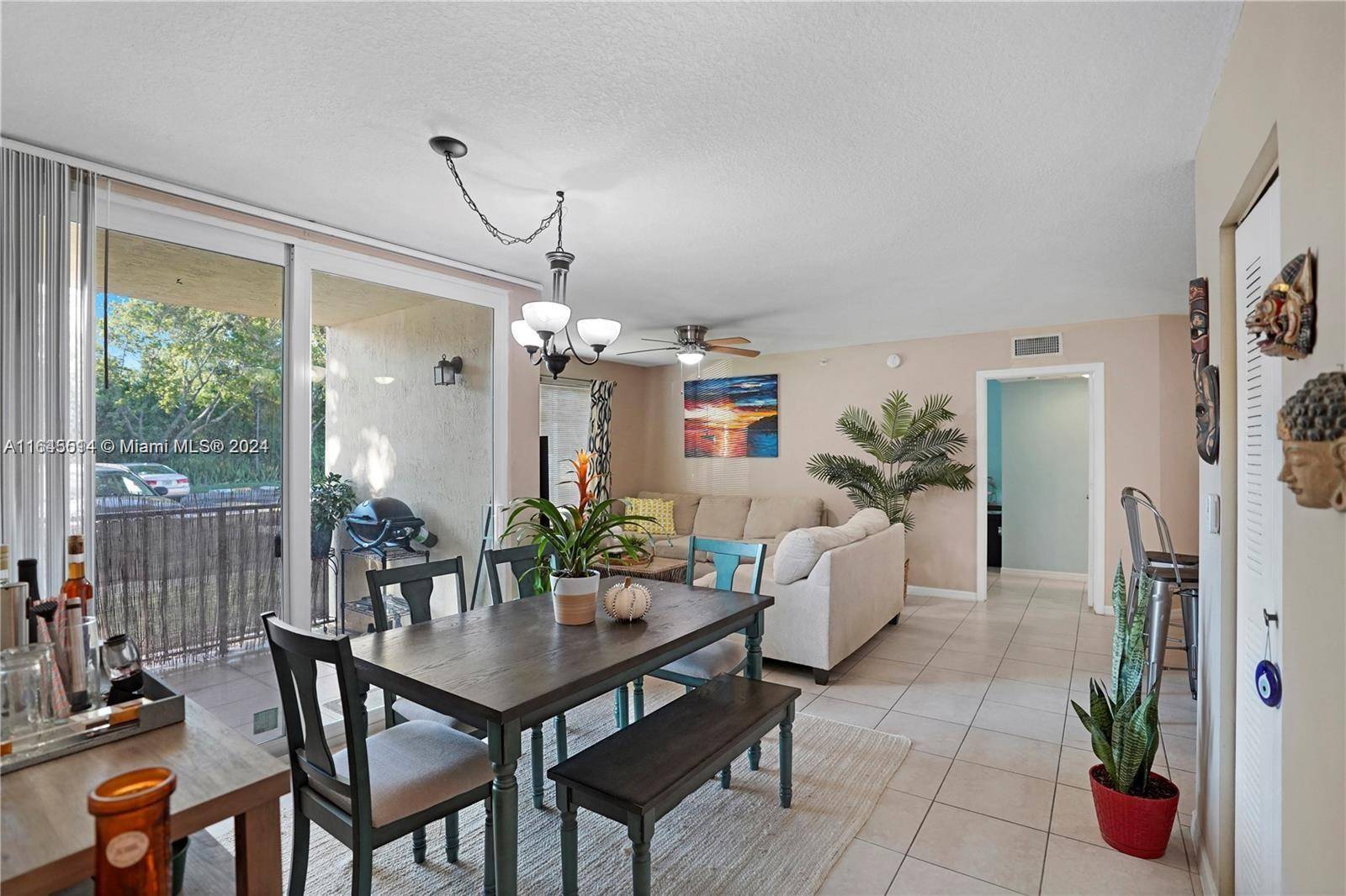Boynton Beach, FL 33435,1107 Villa Cir #1107