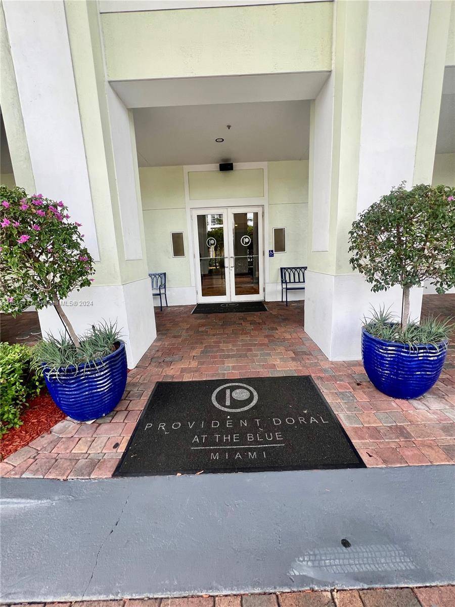 Doral, FL 33178,5300 NW 87th Ave #1308