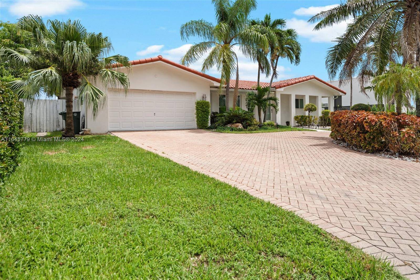 Hallandale Beach, FL 33009,649 Layne Blvd #0