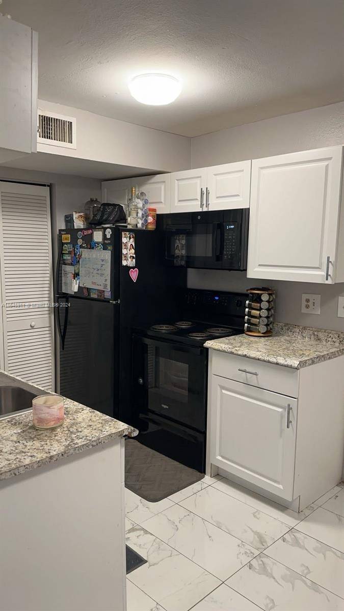 Sunrise, FL 33351,4086 N Pine Island Rd #502