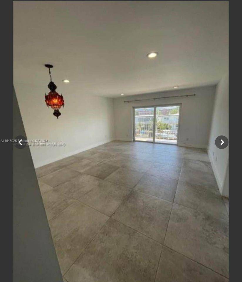 North Miami Beach, FL 33160,3770 NE 171st St #308