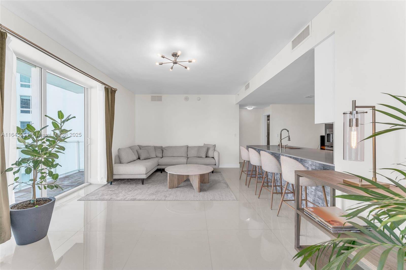 Miami, FL 33132,1900 N Bayshore Dr #3611