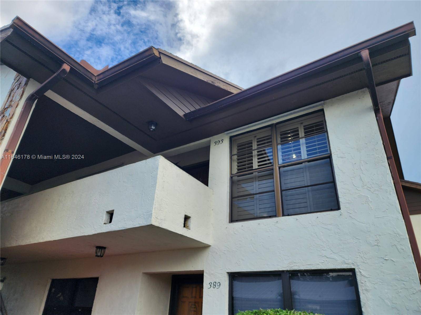 Palm City, FL 34990,393 SW 35th St #393