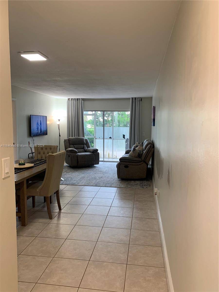 Deerfield Beach, FL 33064,1421 NW 45 Street #2