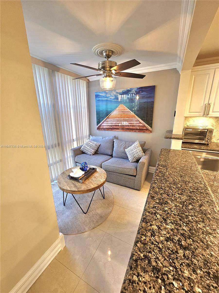 Sunny Isles Beach, FL 33160,210 172nd St #327