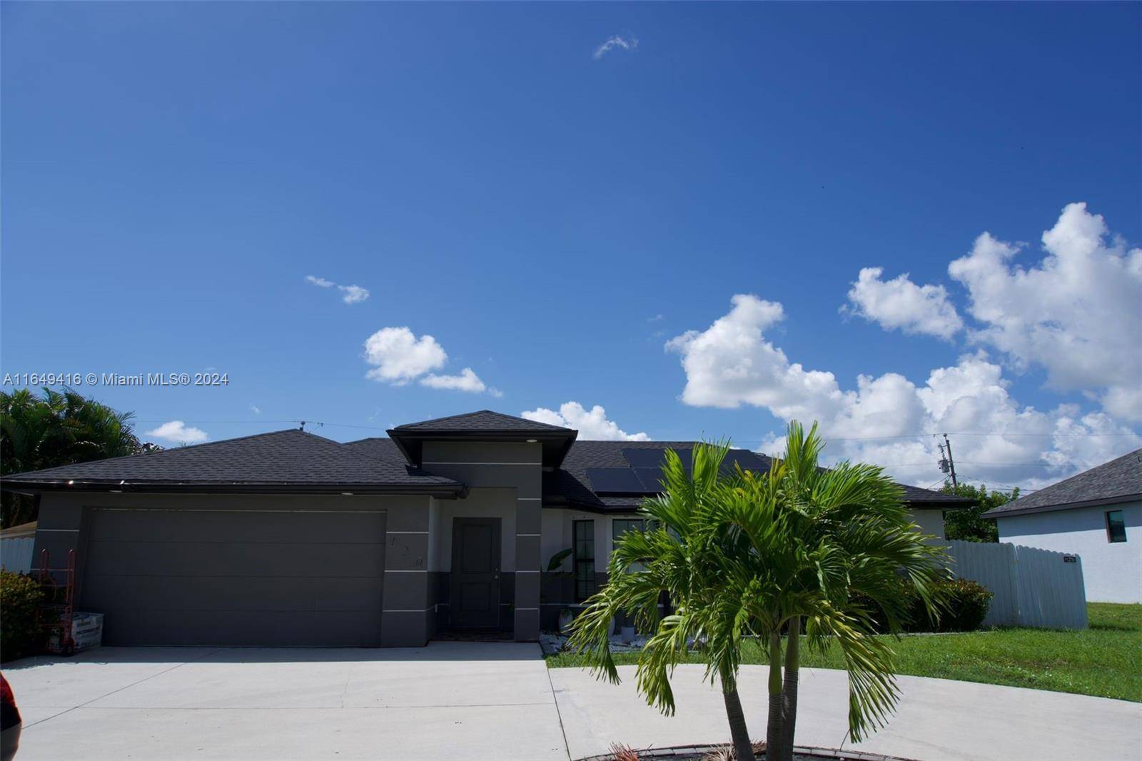 Cape Coral, FL 33993,120 W Tropicana Pkwy