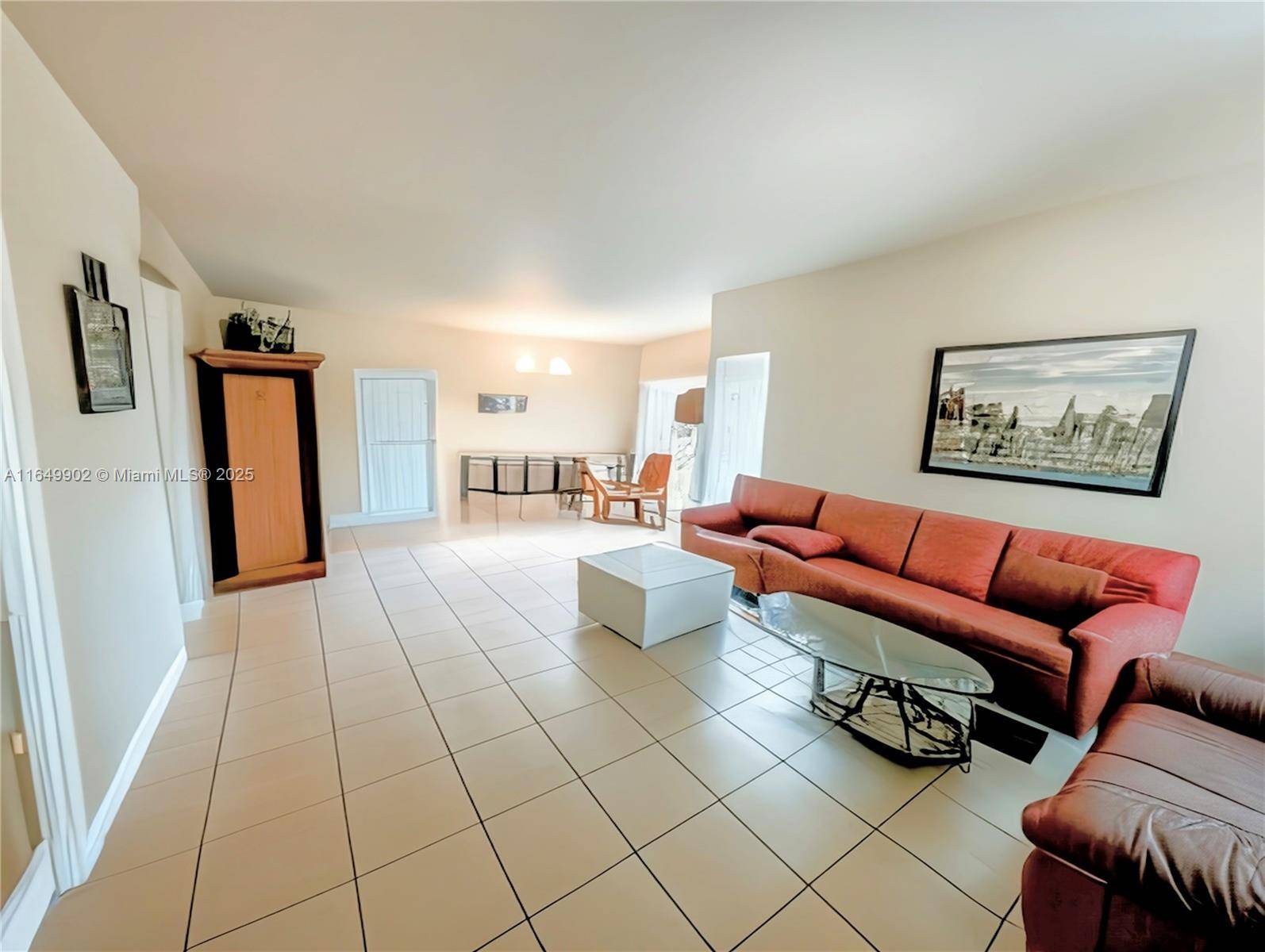 Bal Harbour, FL 33154,10185 Collins Ave #609
