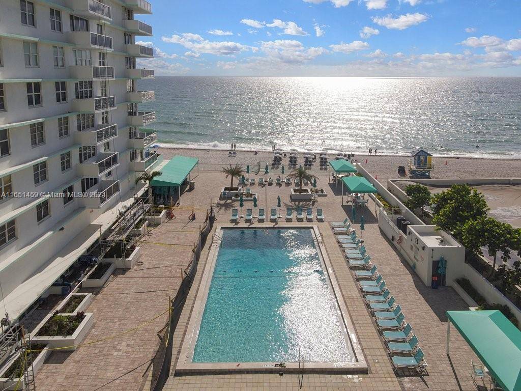 Hollywood, FL 33019,3725 S Ocean Dr #927