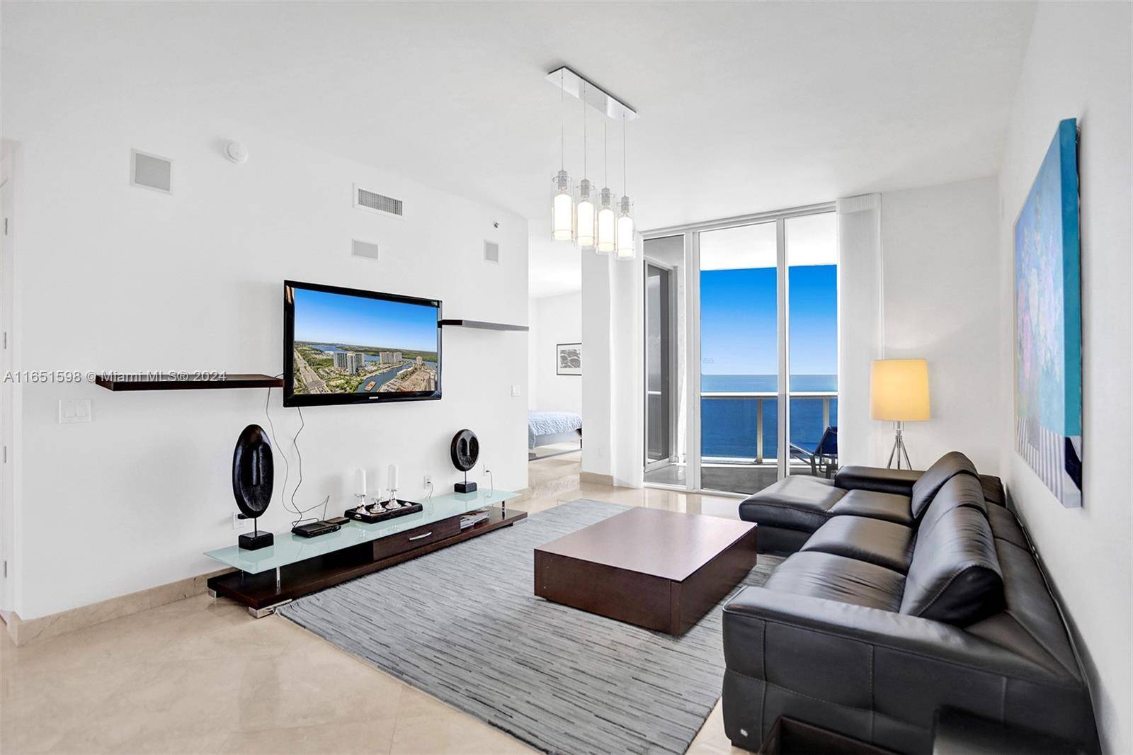 Sunny Isles Beach, FL 33160,16001 Collins Ave #2806