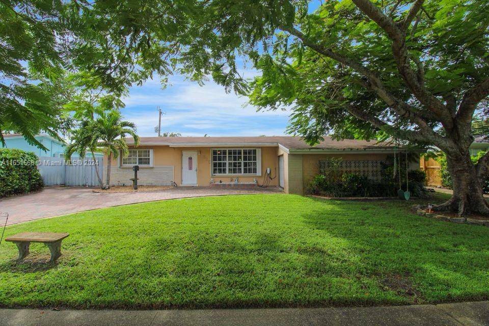 Pembroke Pines, FL 33023,620 SW 69th Ter