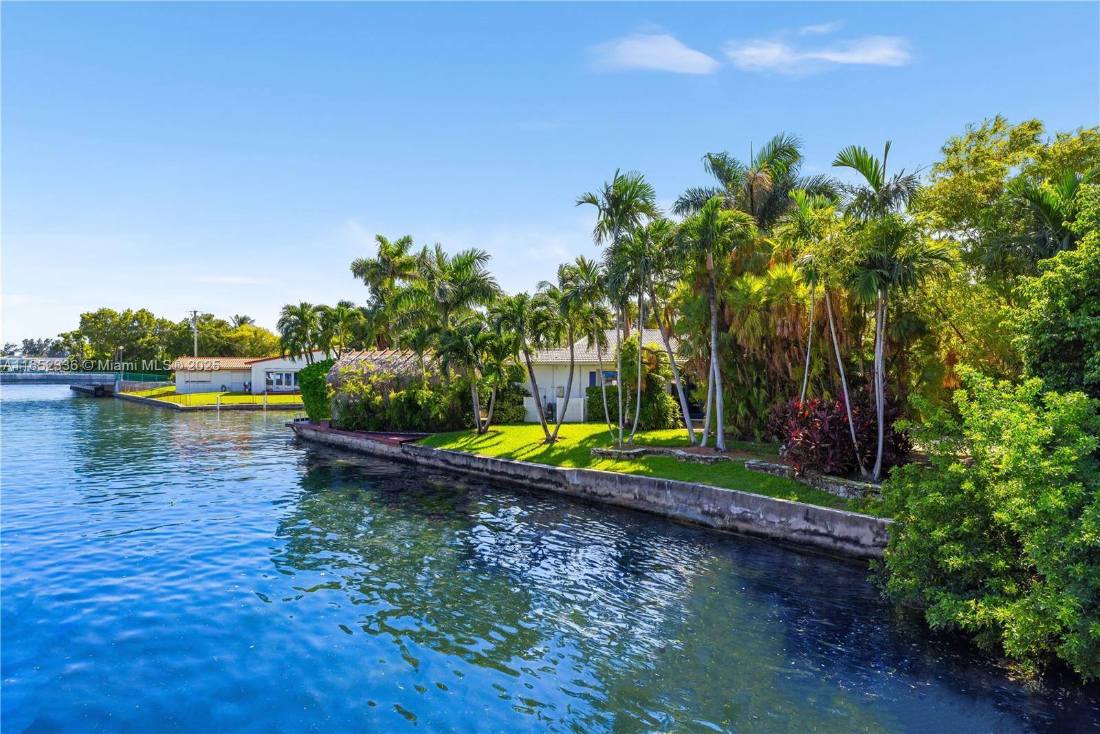 Miami Beach, FL 33141,7975 Biscayne Point Cir