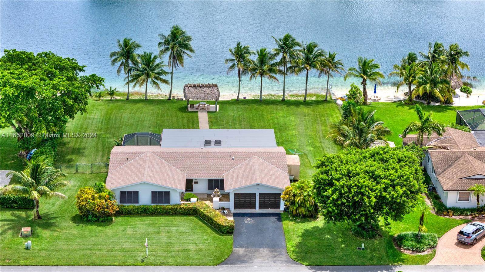 Miami, FL 33176,10962 SW 117th St