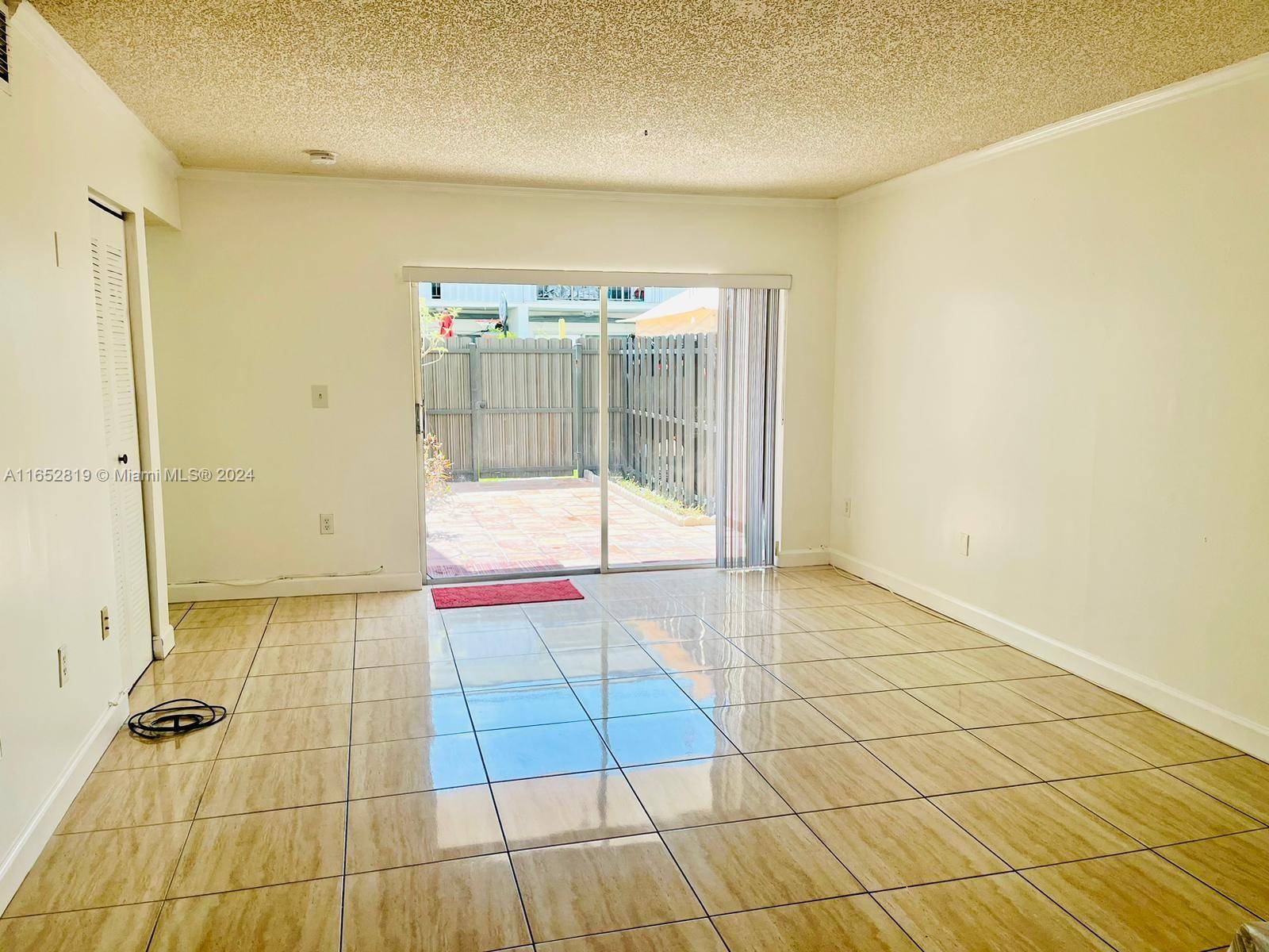 Miami, FL 33182,1178 NW 125th Ct #104