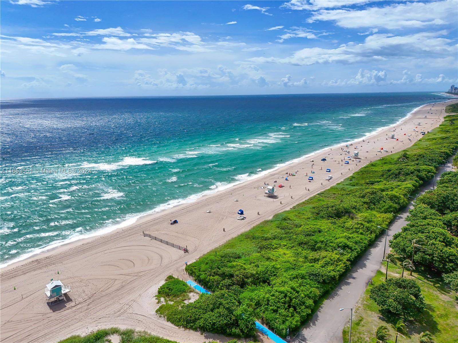 Sunny Isles Beach, FL 33160,500 Bayview Dr #231