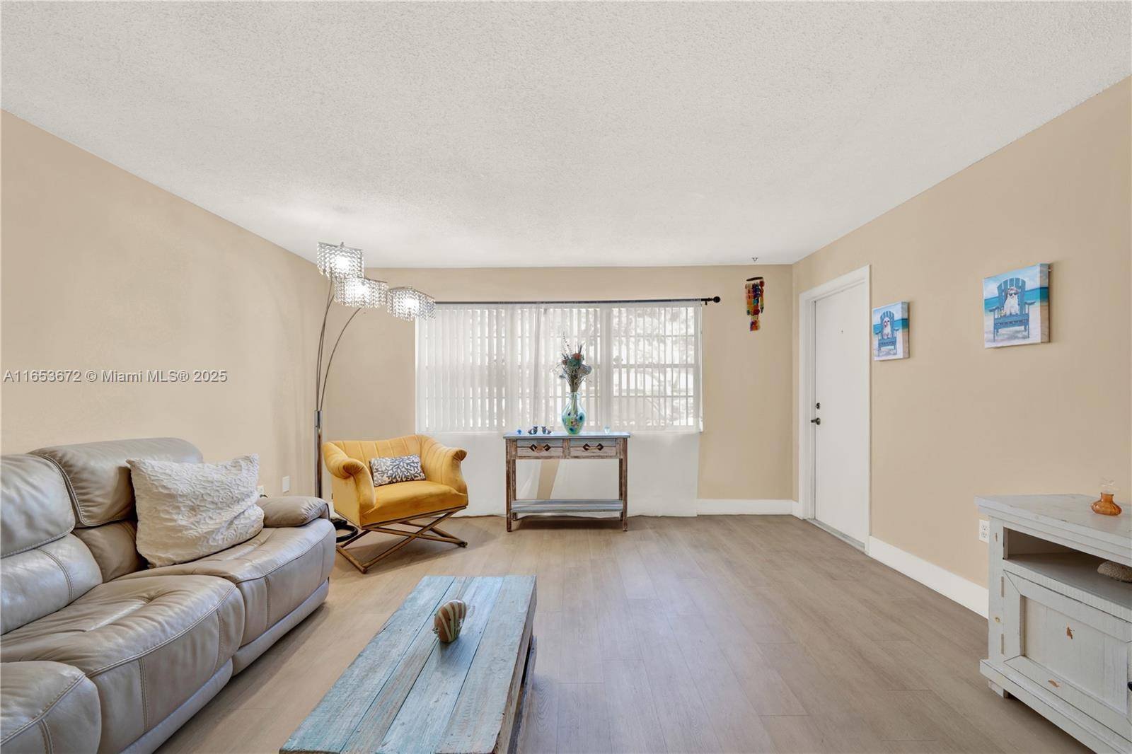 Lake Worth, FL 33460,1516 S Lakeside Dr #112