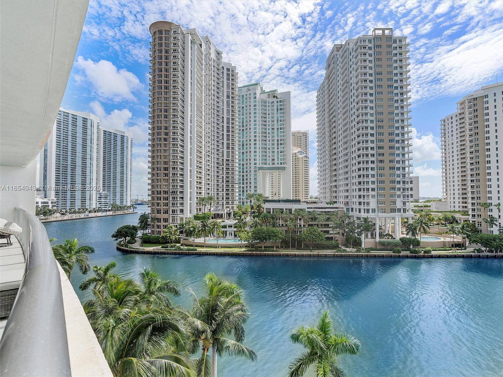 Miami, FL 33131,495 Brickell Ave #BAY707