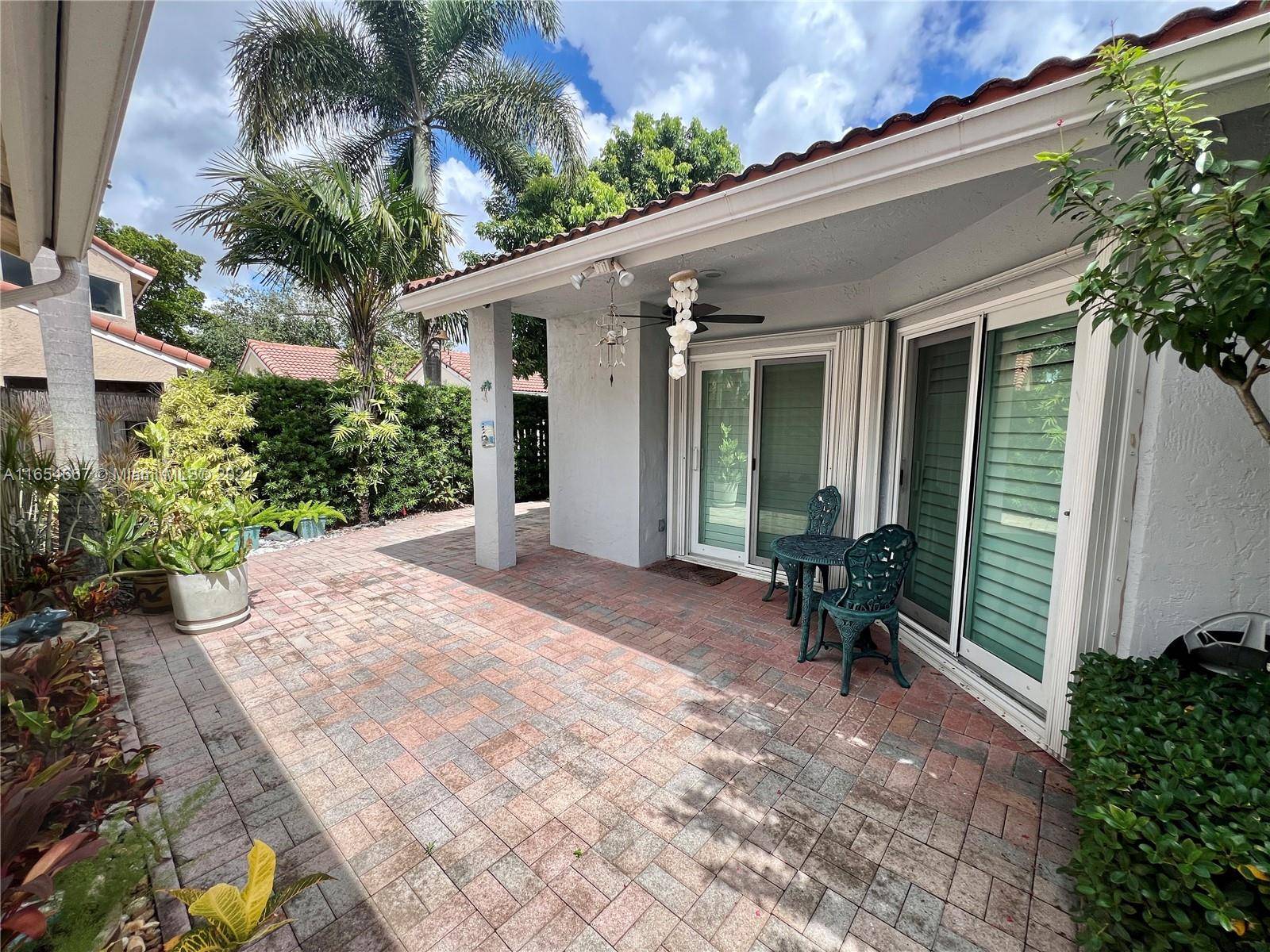 Weston, FL 33326,1324 Seagrape Cir