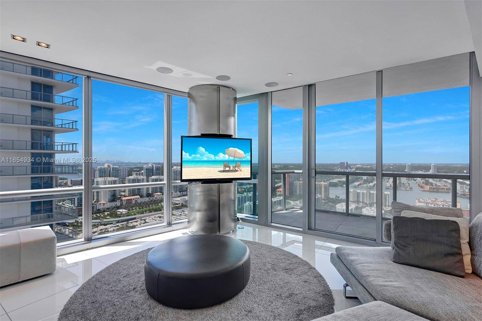 Sunny Isles Beach, FL 33160,17121 Collins Ave #3501