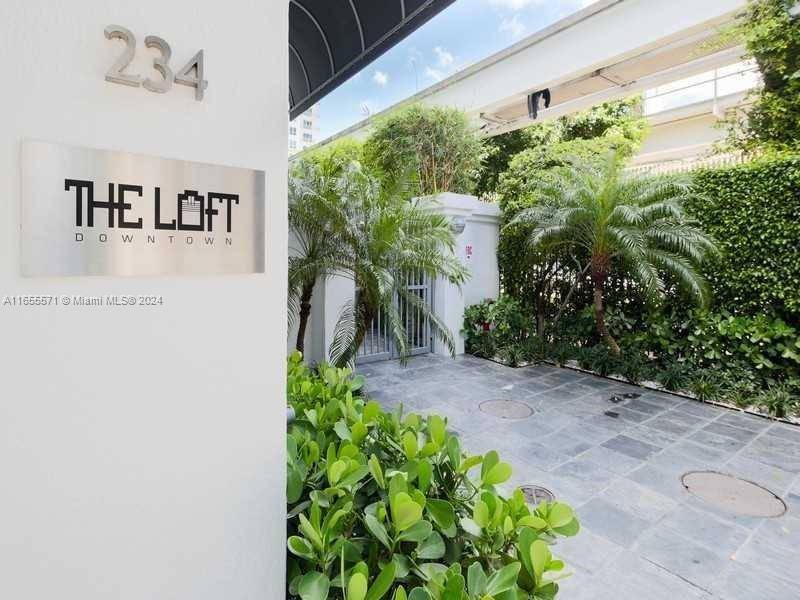 Miami, FL 33132,234 NE 3rd St #2202