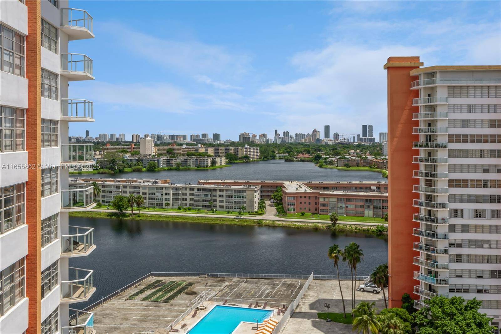 Miami, FL 33179,1301 NE Miami Gardens Dr #1421W