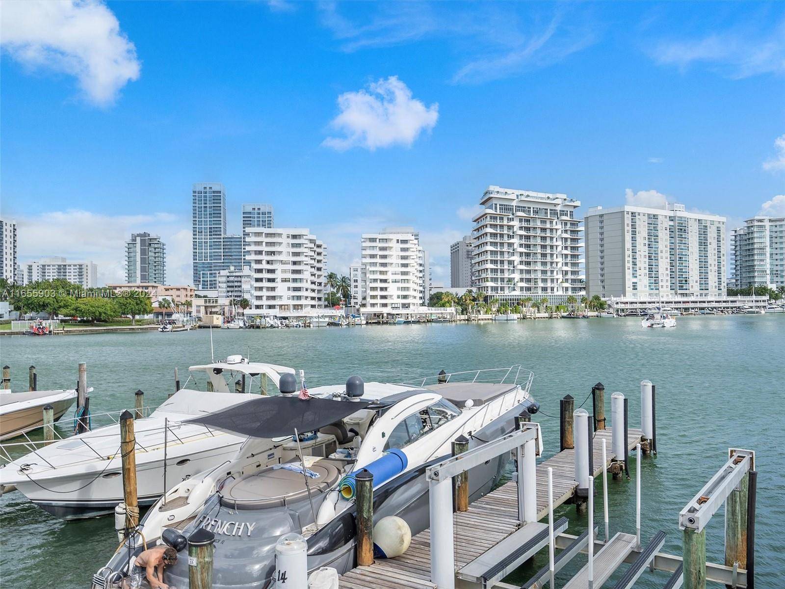 Miami Beach, FL 33141,900 Bay Dr #716
