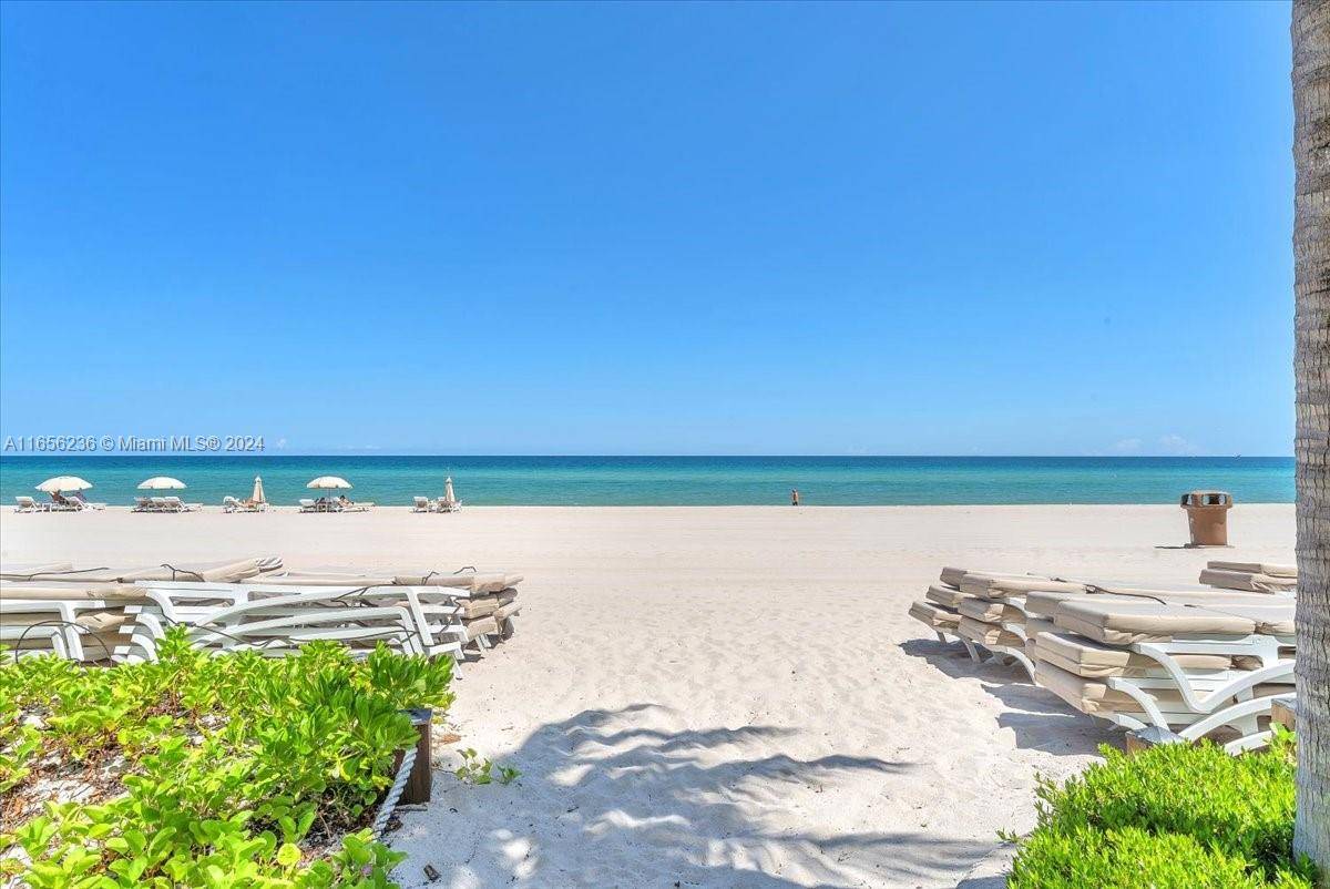Sunny Isles Beach, FL 33160,18975 Collins Ave #5302+Cabana 6