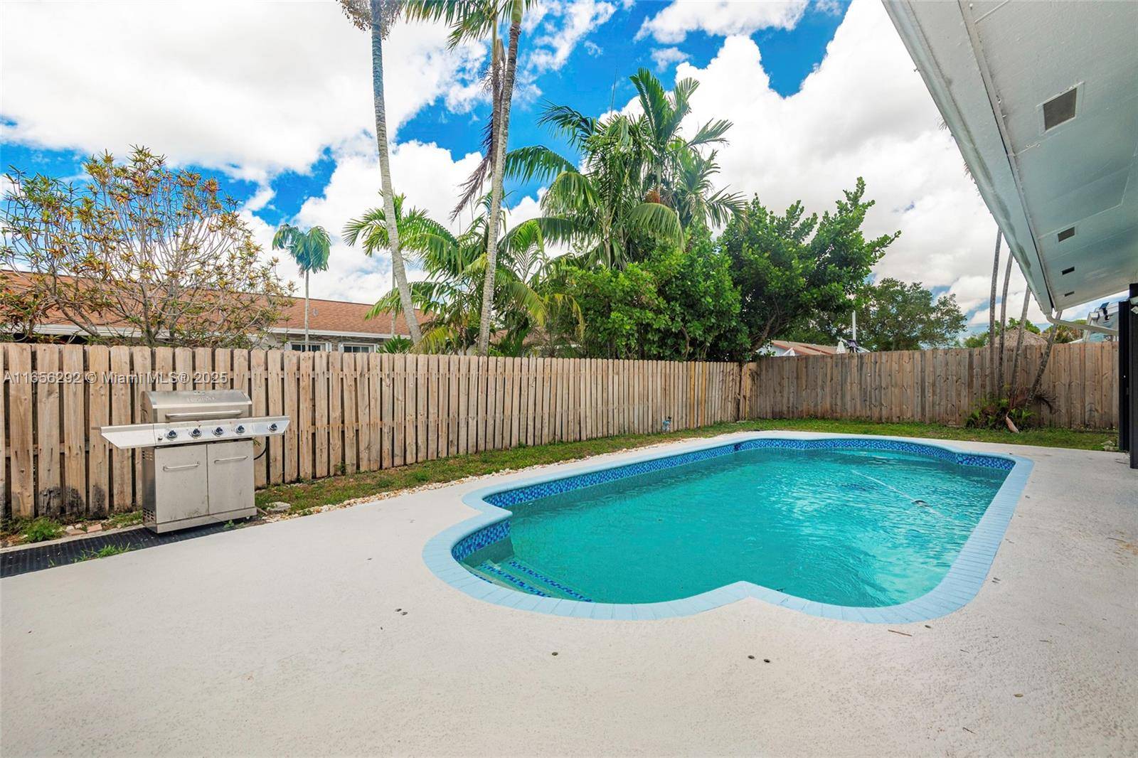 Cooper City, FL 33330,11533 SW 59th Ct