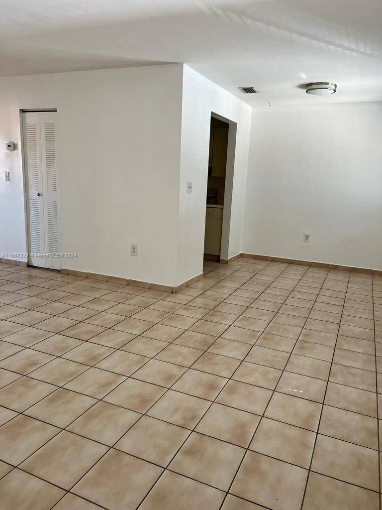 Hialeah, FL 33016,7255 W 24th Ave #204