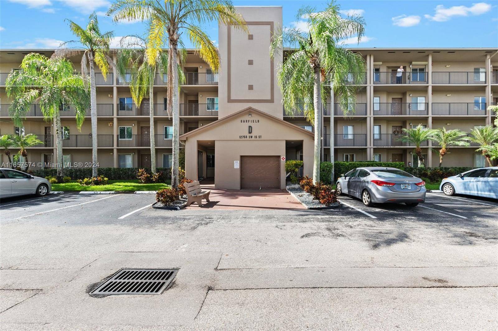 Pembroke Pines, FL 33027,12750 SW 15th St #204D