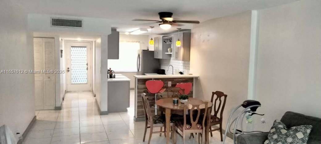 Lauderdale Lakes, FL 33313,3001 NW 48th Ave #333