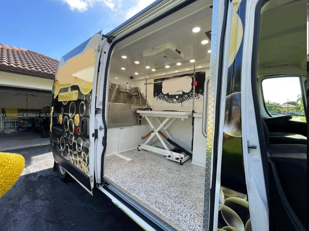 Weston, FL 33331,Address not disclosed