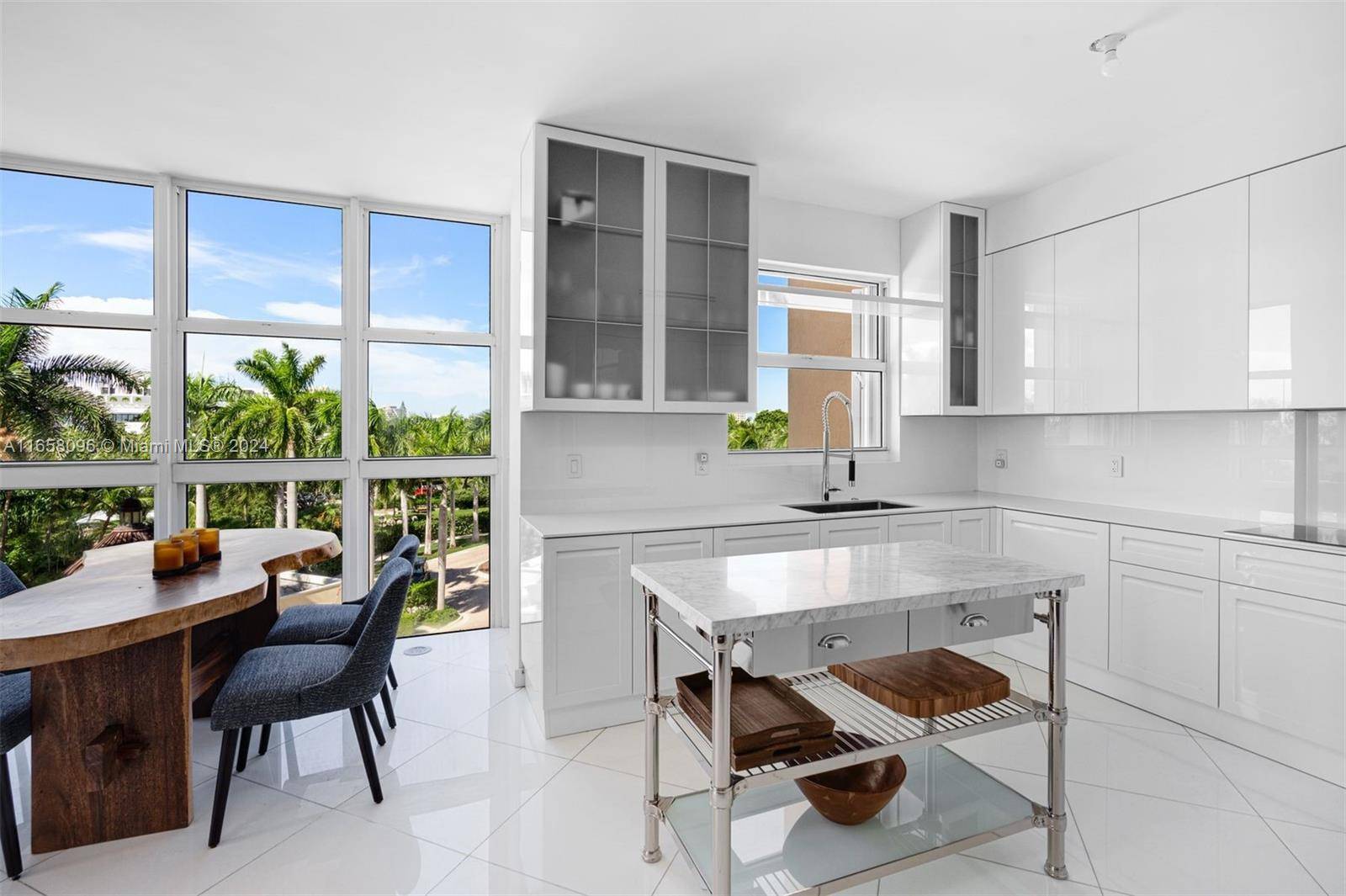 Key Biscayne, FL 33149,721 Crandon Blvd #408