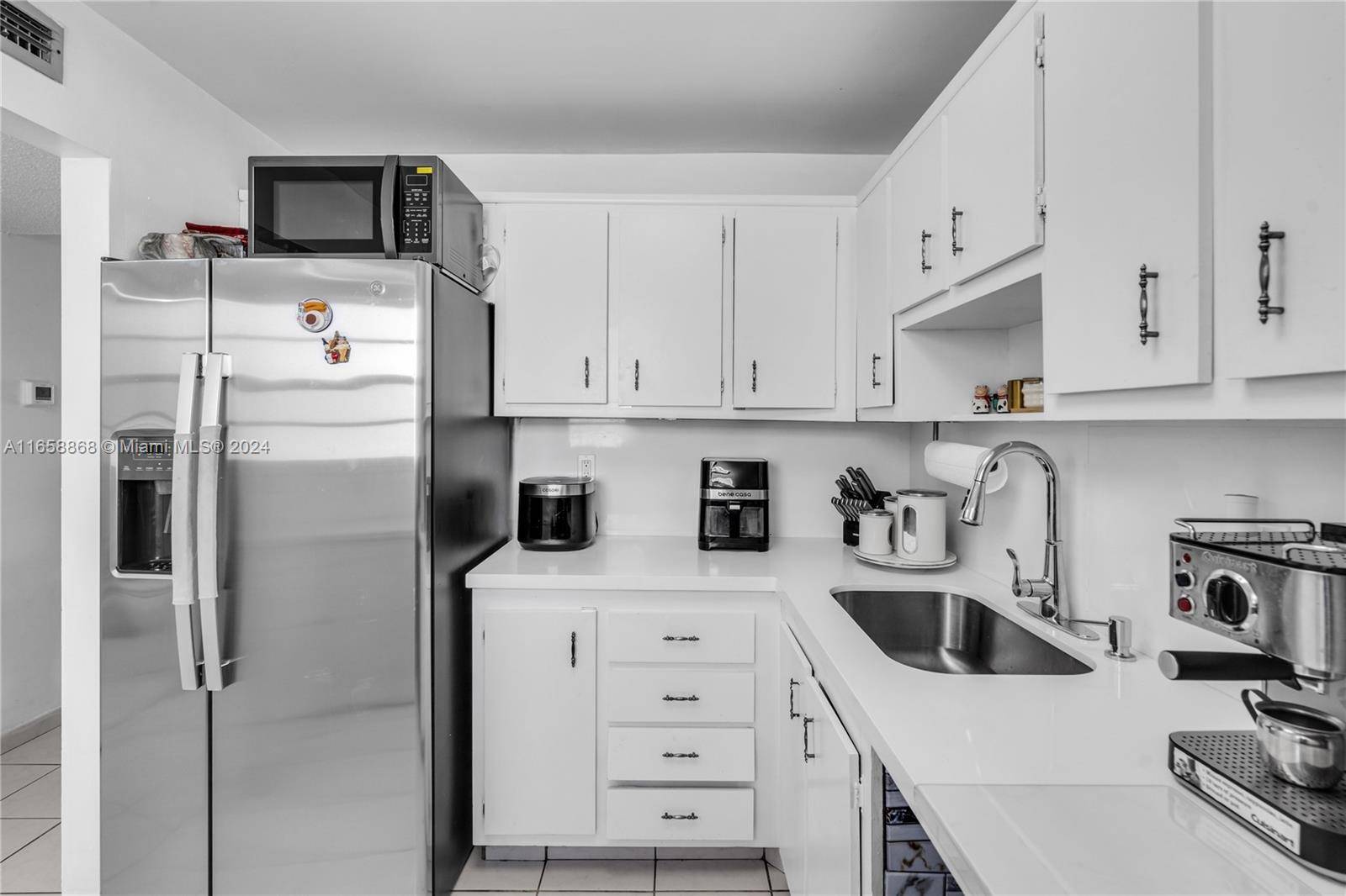 Miami Beach, FL 33139,855 Euclid Ave #406