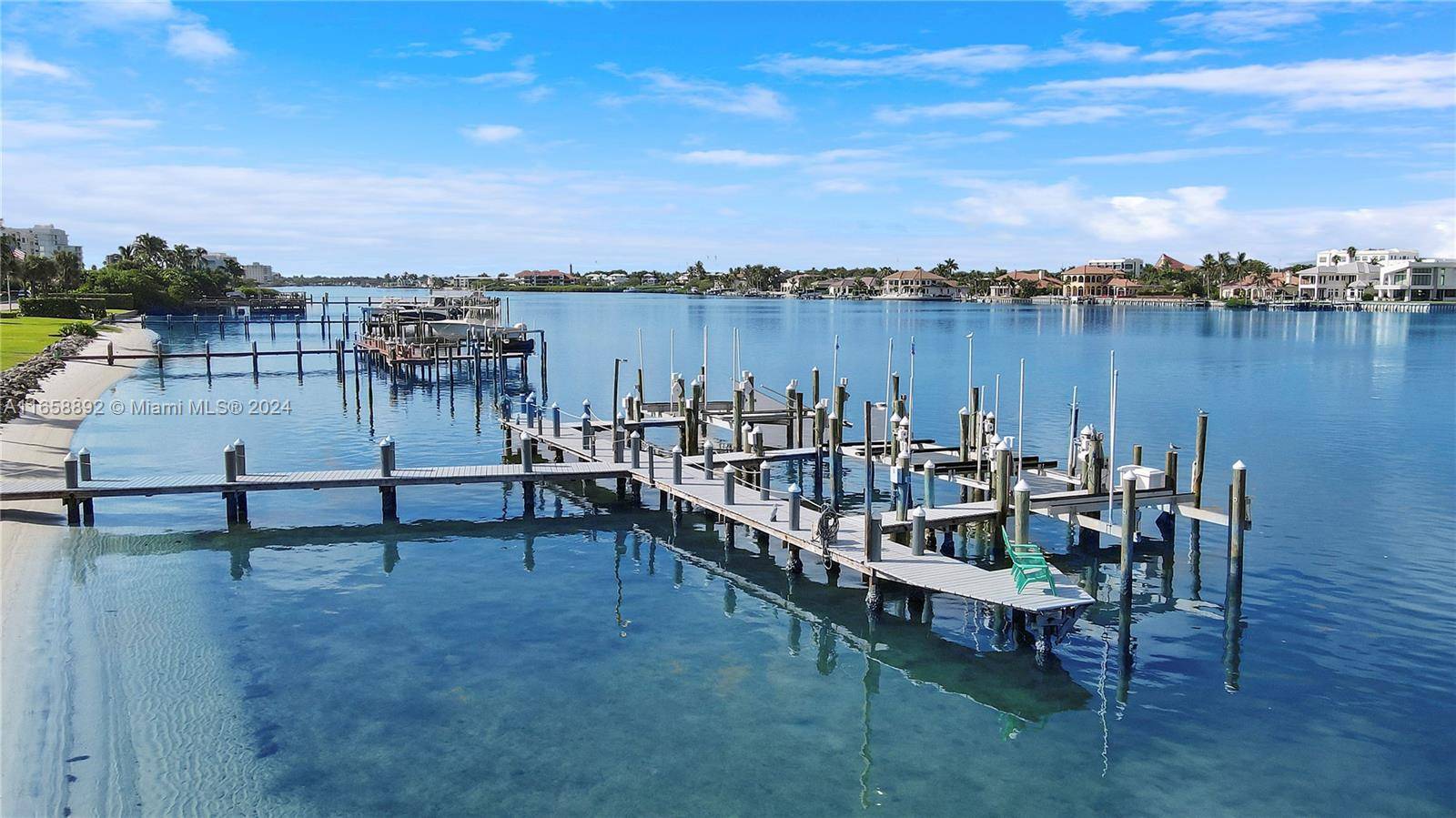 Tequesta, FL 33469,19900 Beach Rd #401