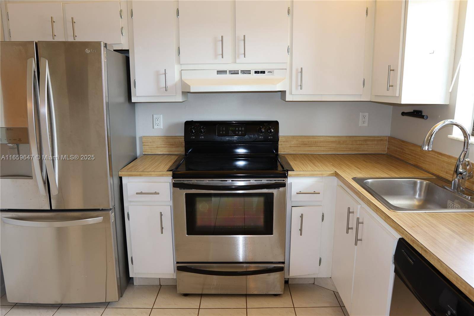 Boca Raton, FL 33428,9233 SW 8th St #307