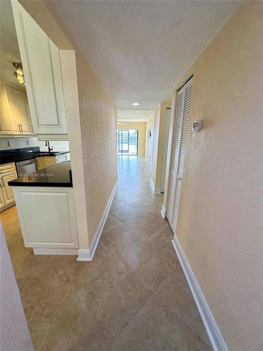 Tamarac, FL 33321,9820 W Mcnab Rd #106