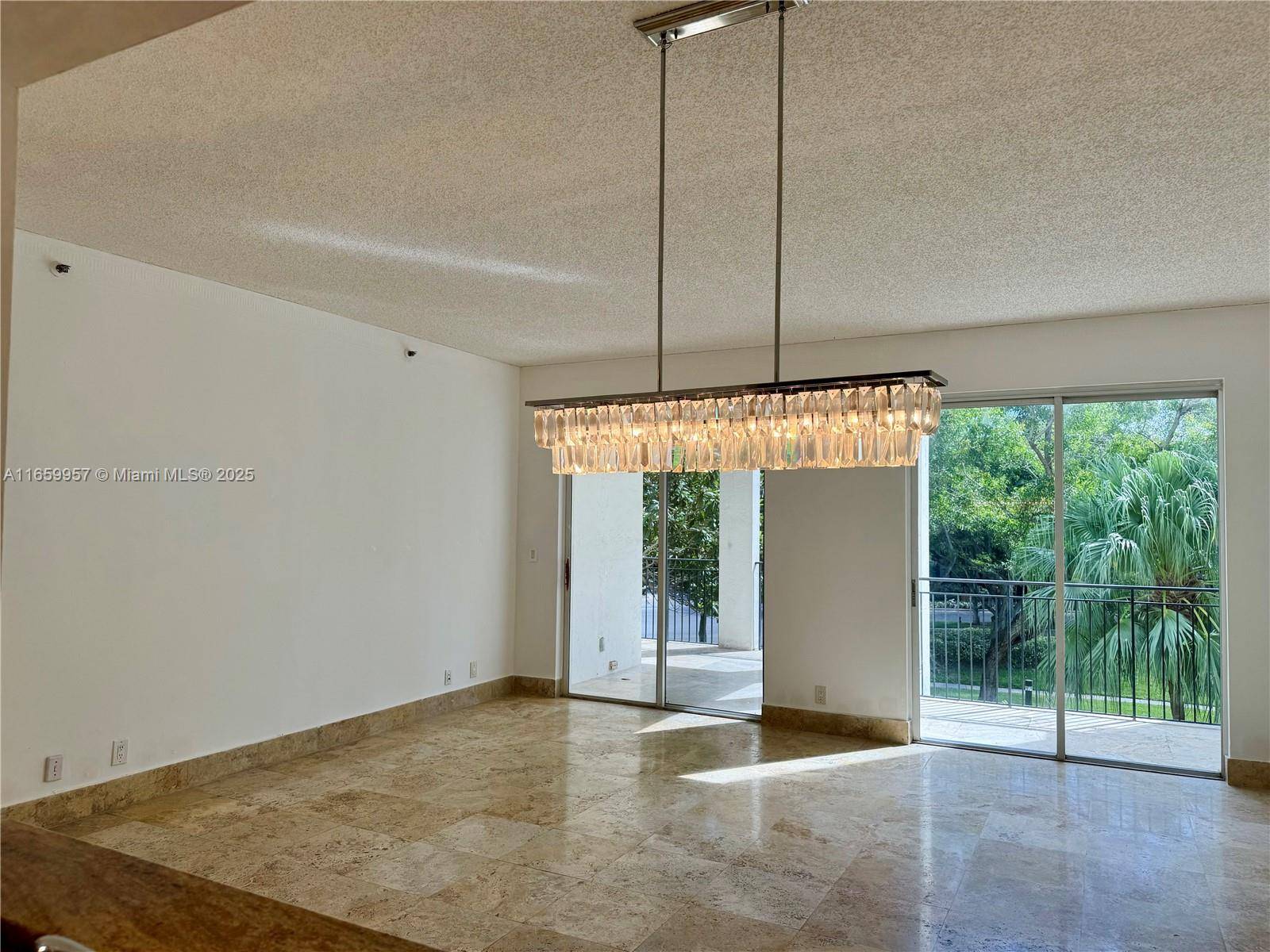 Aventura, FL 33160,3700 Island Blvd #C202