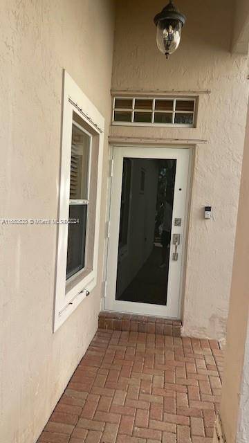 Pembroke Pines, FL 33029,19245 NW 14th St