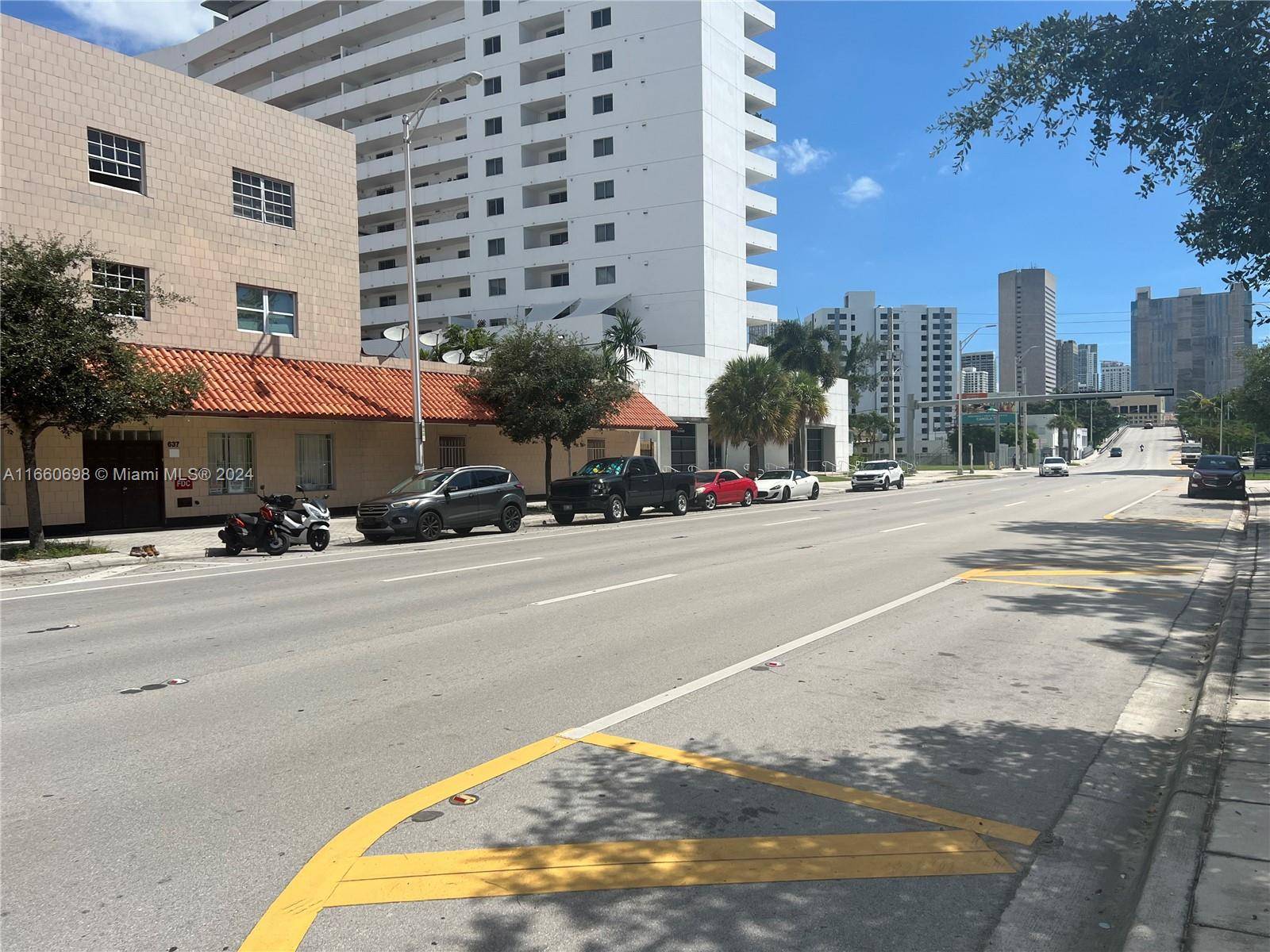 Miami, FL 33130,637 W Flagler St