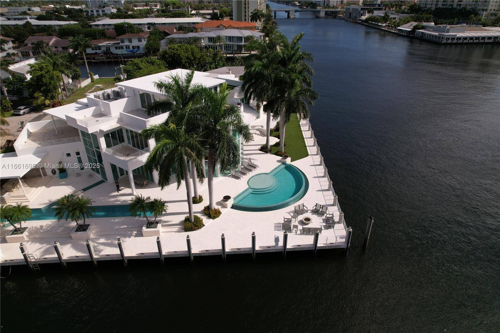 Fort Lauderdale, FL 33306,2890 NE 28th St