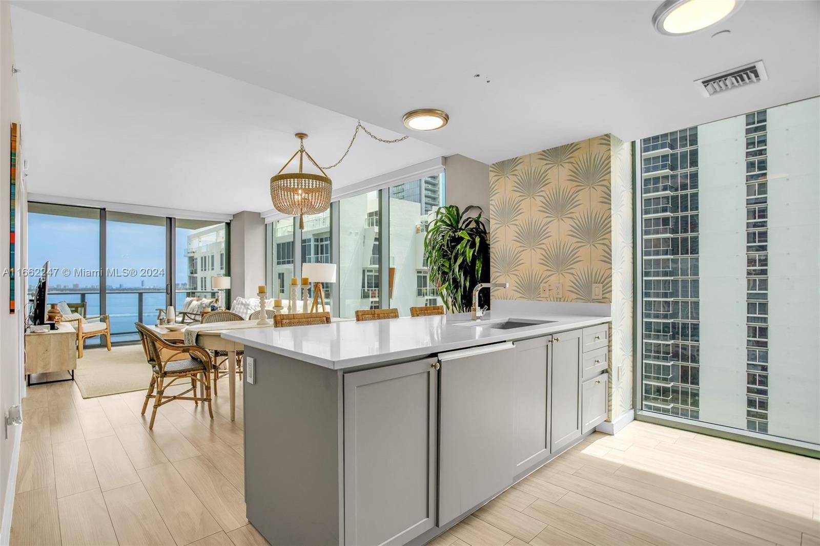 Miami, FL 33137,460 NE 28th St #1808