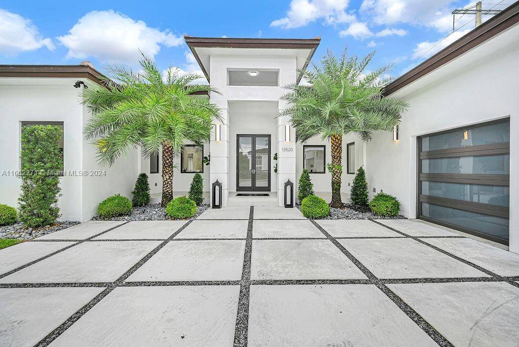 Miami, FL 33175,13520 SW 36th St